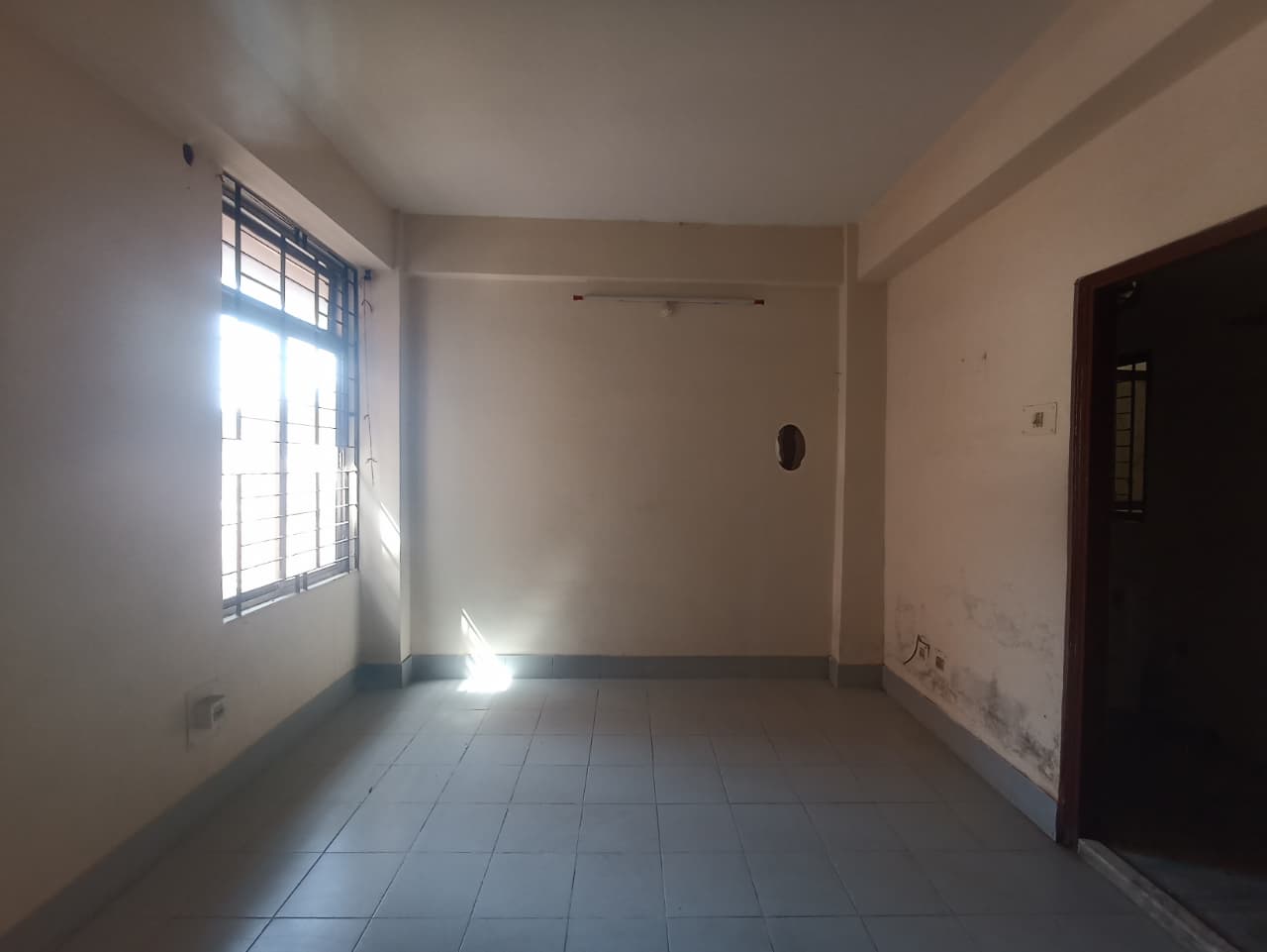 Unfurnished 3bhk in Silpukhuri Market, Silpukhuri, Silphukuri, Guwahati, Assam, India for Rent